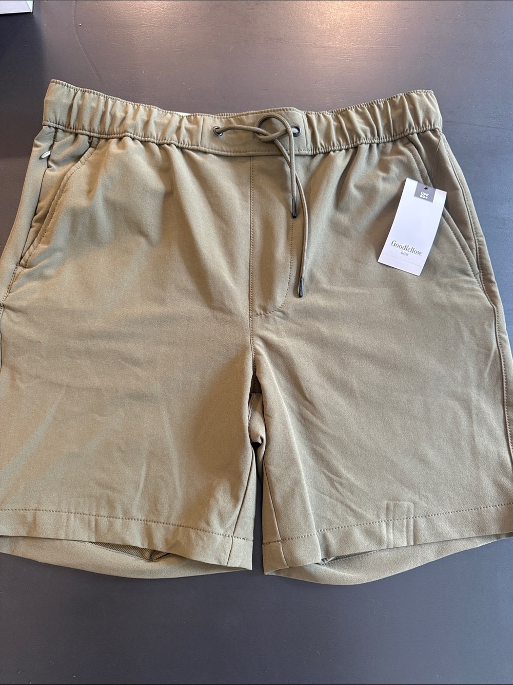 Goodfellow & Co Men’s Olive Athletic Drawstring Shorts
